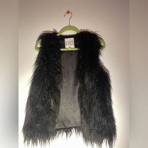 Black BB Dakota Shaggy Faux Fur Vest